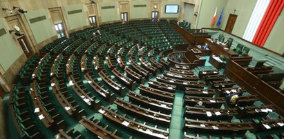 Sejm pojechał na wakacje. Co z ustawami?