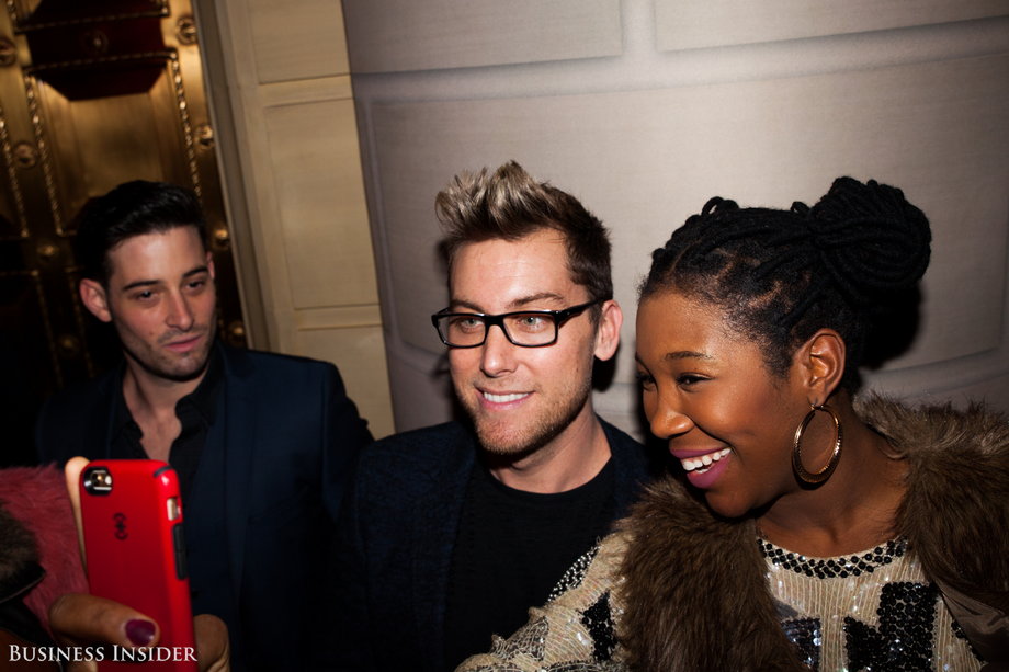 As things wrapped up, Lance Bass of NSYNC fame took selfies with a few fans.