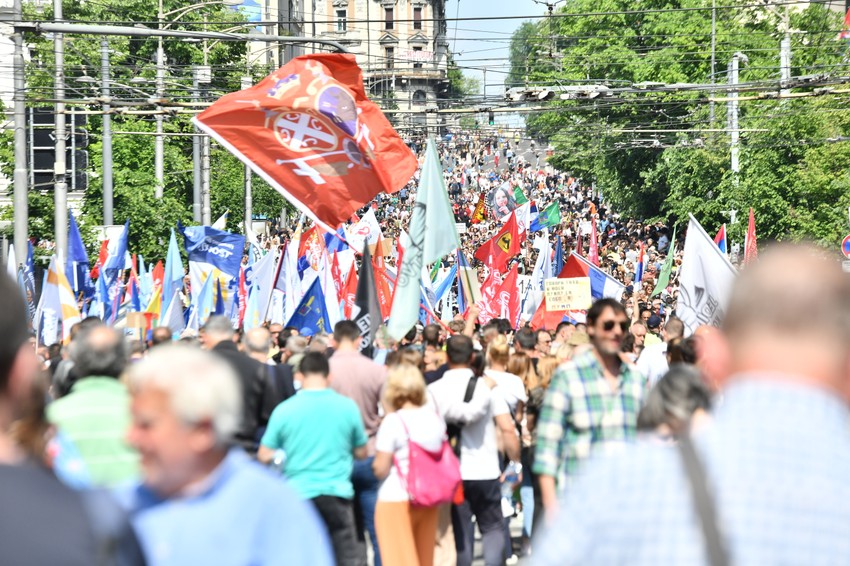 Beograd protestna šetnja