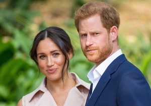 Princ Hari i Megan Markl uvredili kraljicu Elizabetu, biograf tvrdi da im nije oprostila