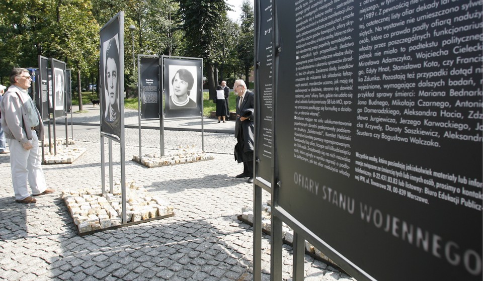 KATOWICE WYSTAWA OFIARY STANU WOJENNEGO