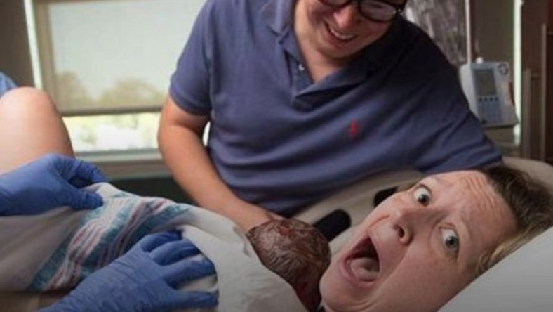 Fotografka, Neely Ker-Fox, w ciągu ostatnich 6 lat sfotografowała ponad 100 matek i ich nowo narodzone dzieci. Ostatnio na swoim profilu na Instagramie pochwaliła się najlepszym kadrem w swojej karierze. Koniecznie zobaczcie zdjęcie!
