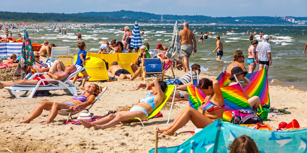 Lista podmiotów, w których będzie można zapłacić za pomocą bonu, będzie publikowana na stronie internetowej Polskiej Organizacji Turystycznej. Trafią na nią te firmy, które zarejestrują się wcześniej w systemie PUE ZUS.