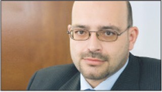 Jakie dane osoby fizycznej trzeba podać na wystawianej fakturze