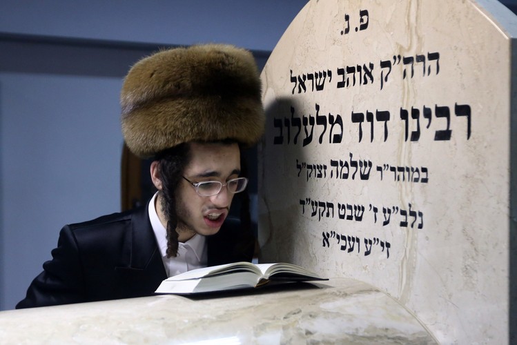 Ortodoksyjni Żydzi z całego świata przyjechali do Lelowa