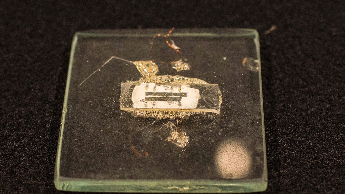 Christie's To Auction 1958 Prototype Of Microchip Used In Nobel-Prize Winning Invention