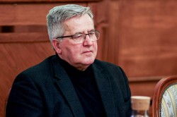 Krytyka wizyty Tuska i Dudy w USA. Były prezydent ostrzega przed nadmiernymi nadziejami