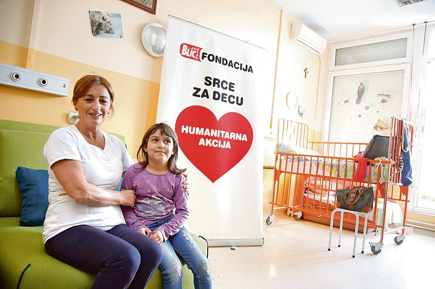 Nini, kao i svim mališanima, sestra Neca je mnogo pomogla  