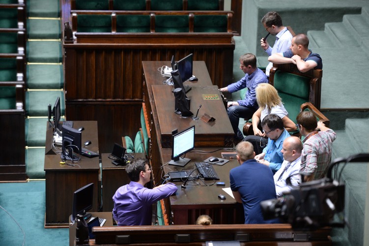 Prace związane z wymianą aparatury do głosowania w Sejmie