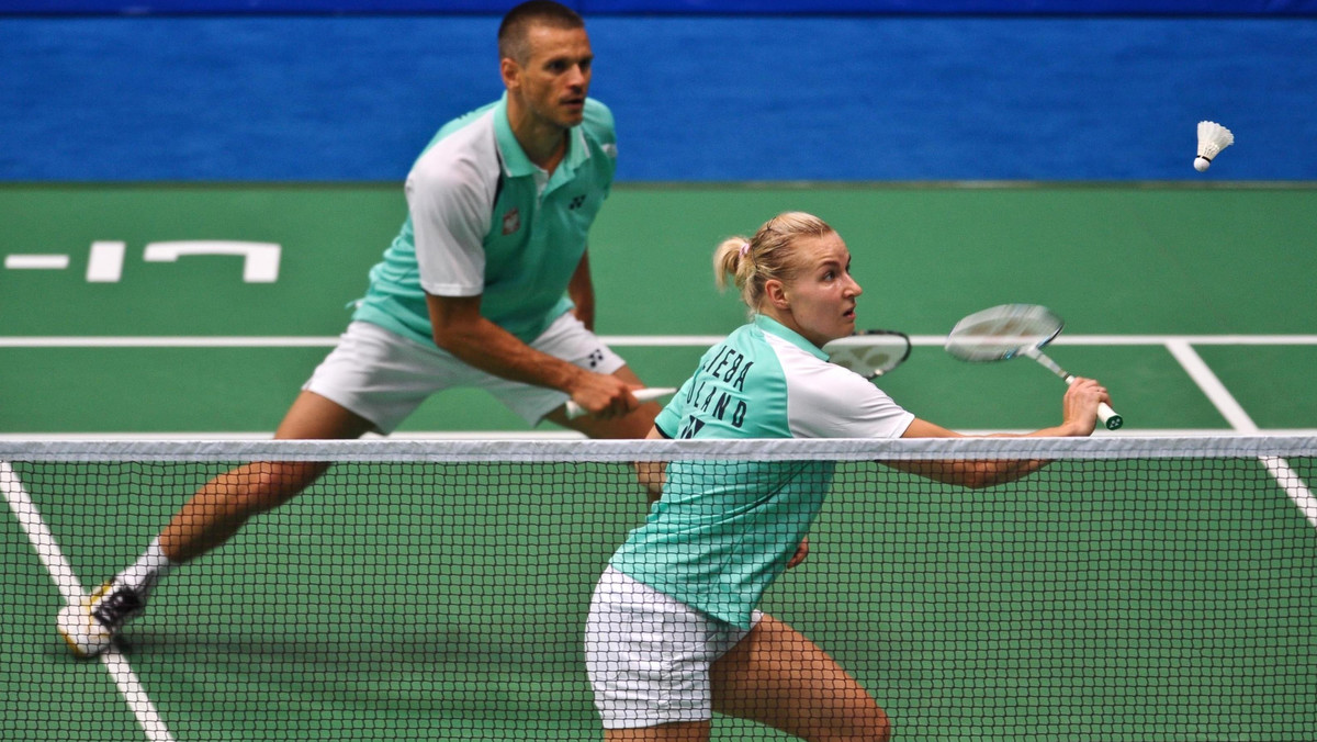 Polski mikst Robert Mateusiak i Nadieżdża Zięba przegrał z Joachimem Fischerem Nielsenem i Christinną Pedersen z Danii w pierwszym meczu fazy grupowej olimpijskiego turnieju badmintona.