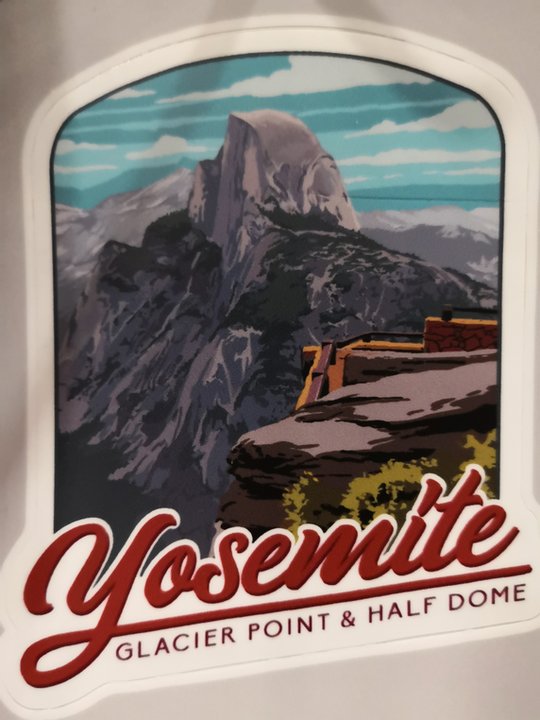 Half Dome często jest wykorzystywany na róznego rodzaju gadżetach