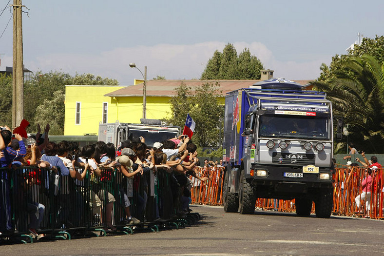 Rajd Dakar 2009: Hołowczyc na mecie maratonu z życiowym sukcesem (14. etap, wyniki)