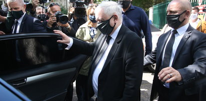 Jarosław Kaczyński znowu nieobecny na wieczorze wyborczym. Gdzie był?