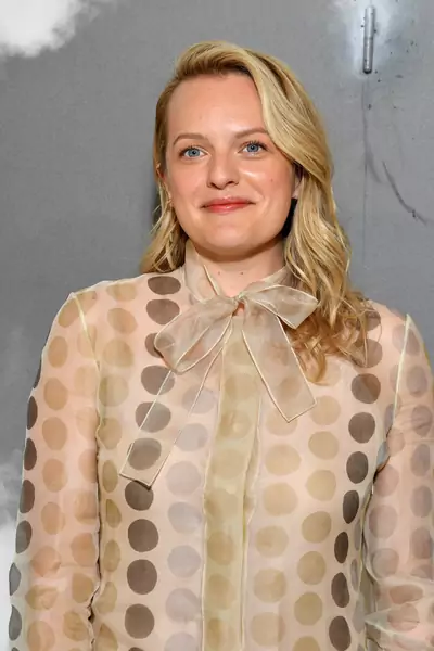 Elizabeth Moss / Pascal Le Segretain / GettyImages GettyImages