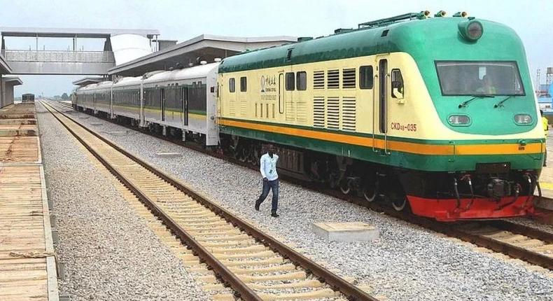 Nigerians raise concerns as FG signs MoU with UK firm for Port Harcourt–Abuja rail line