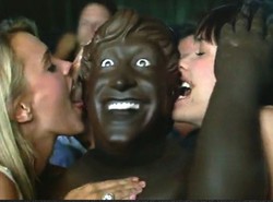 Minister: Erotyczny spot obraża kobiety