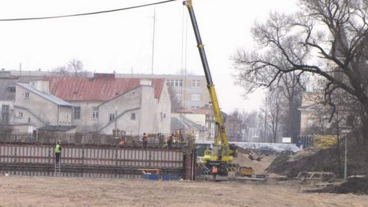 Przebudowa placu Marii Konopnickiej i budowa łącznika Wigierskiej z Zarzeczem - to główne, planowane na przyszły rok inwestycje.