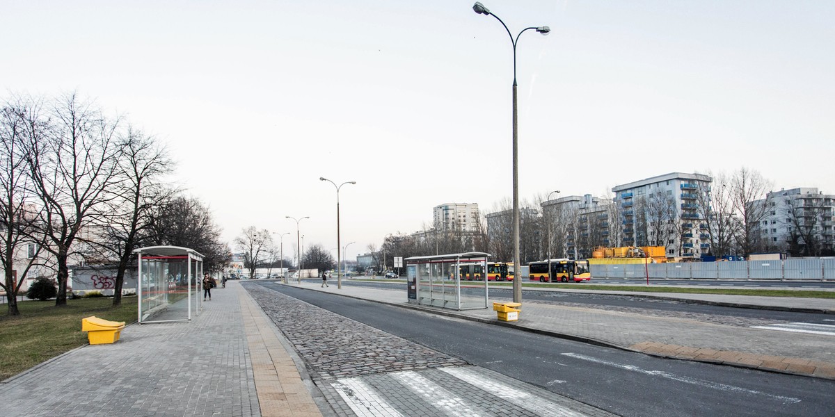 Dawna pętla autobusowa, na którą ma zostać przeniesione targowisko