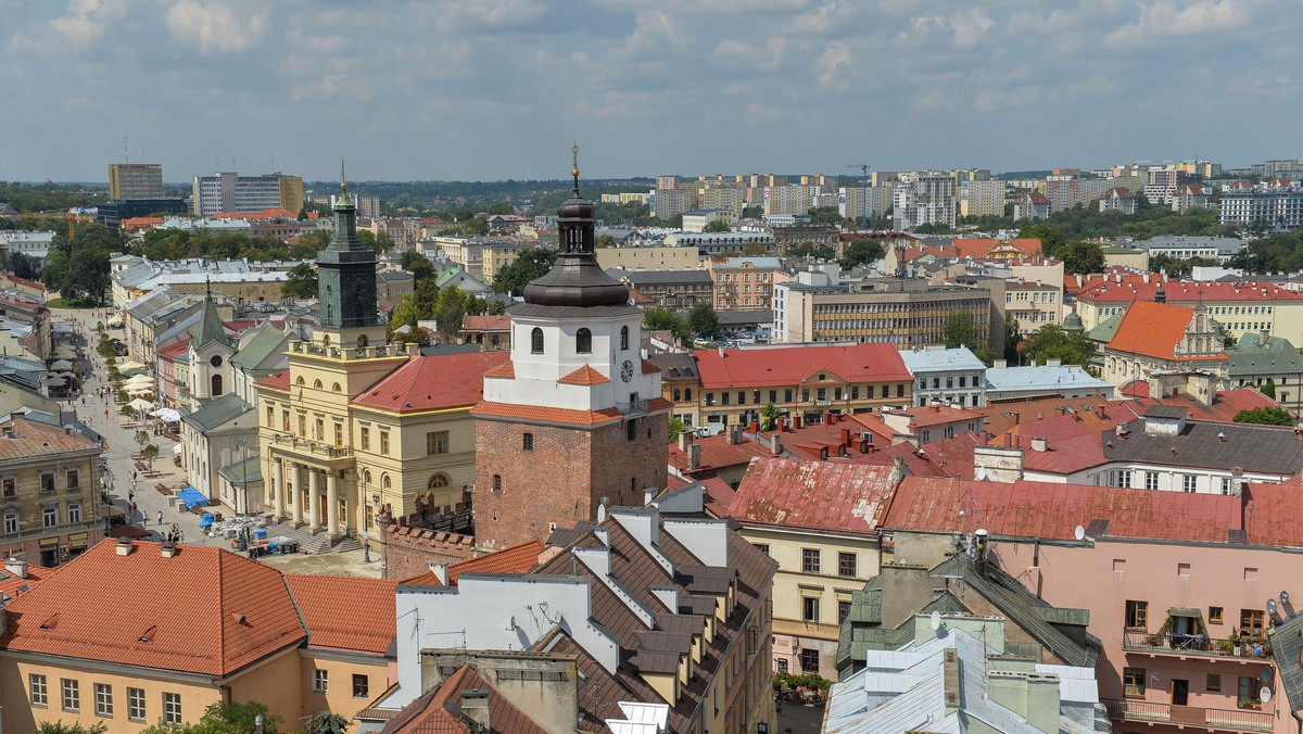 Połączenie przedsiębiorczości z nauką to gwarancja rozwoju. Taka kombinacja doskonale sprawdza się w województwie lubelskim. To właśnie tu - dzięki innowacyjnym pomysłom i Funduszom Europejskim - tworzone są koncepcje, które mają zmienić nie tylko Polskę, ale i świat.