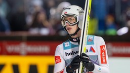 pś w skokach. tomasiak bisko podium w engelbergu. embacher pobił rekord skoczni