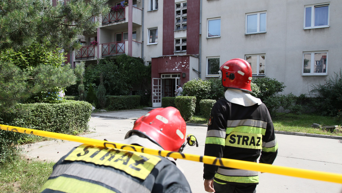 W niedzielę rano w domu przy ul. Krymskiej na osiedlu Kliny-Zacisze w Krakowie doszło do eksplozji. Najprawdopodobniej wybuchła bomba - podała TVN 24. To kolejny incydent tego rodzaju w ostatnich tygodniach.