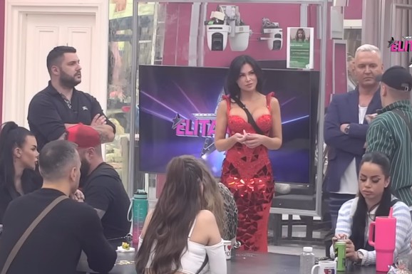 "SKUPLJALI SMO PARE ZA STAN, ASMIN JE POTROŠIO SVE PARE NA PEVAČE" Šok priznanje Stanije Dobrojević: "Pobegao je u Elitu"