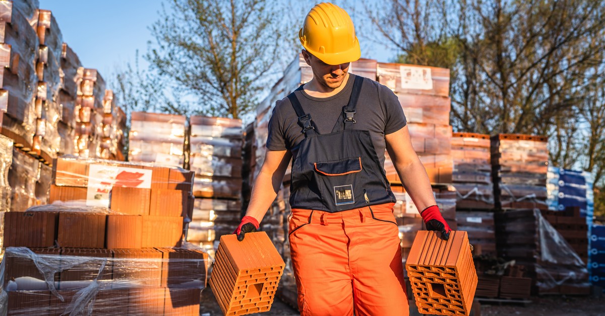Eksperci ostrzegają przed paraliżem budowlanym. Czy staną budowy i przebudowy?