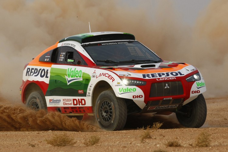 Mitsubishi racing lancer MRX09 to następca utytułowanych pajero