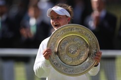 Krejcikova królową Wimbledonu. Paolini drugi raz z rzędu przegrała finał Wielkiego Szlema