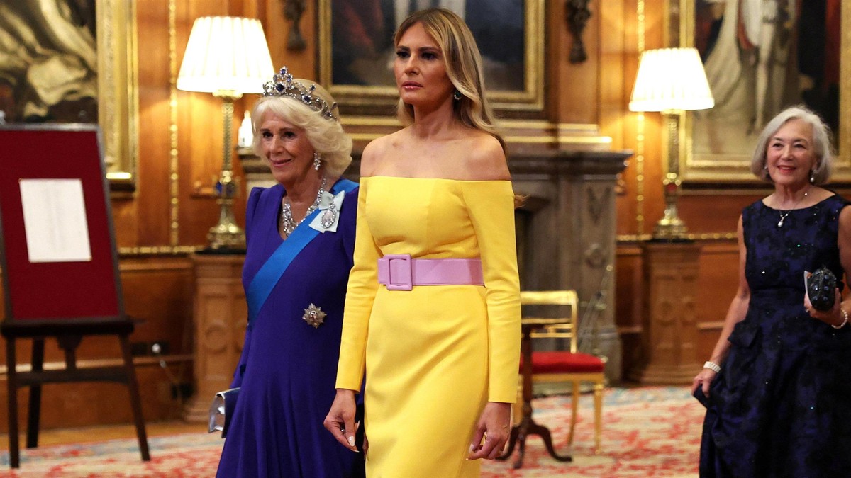 Zaskakująca kreacja Melanii Trump na balu u króla. Internauci zniesmaczeni do bólu