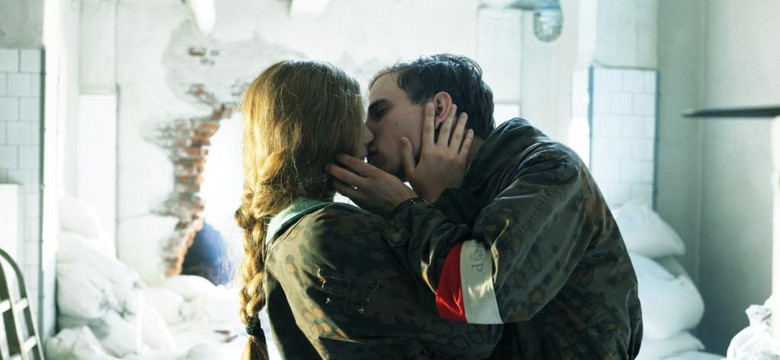 Wstrząsający... gniot? Pierwsze recenzje filmu Jana Komasy "Miasto 44"