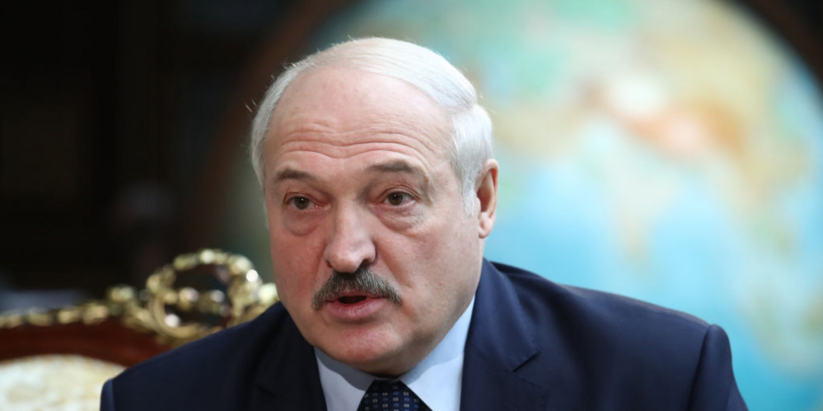 Według "Rz" to reżim Łukaszenki kontroluje przemyt papierosów. 