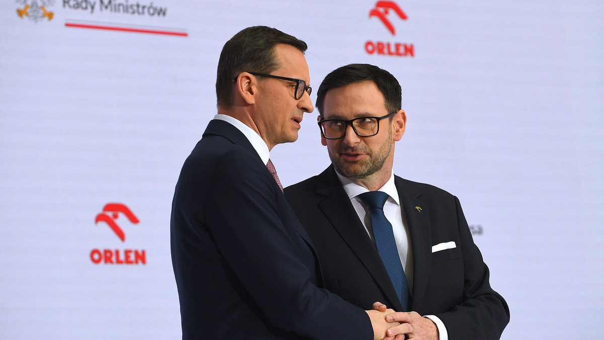 Premier Mateusz Morawiecki i prezes Orlenu Daniel Obajtek