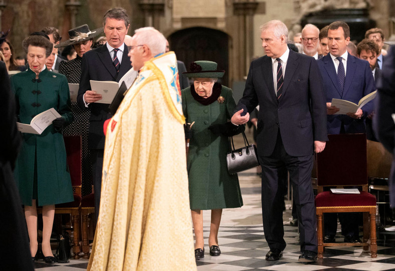 Królowa Elżbieta II i książę Andrzej w Opactwie Westminster