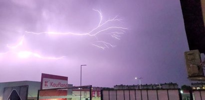 Nawałnice i burze przeszły nad Polską. Dziś lepiej nie będzie