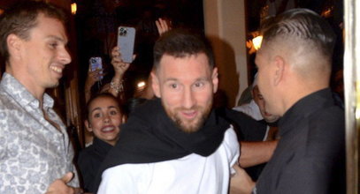 Każdy chciał go zobaczyć. Messi poszedł do restauracji, po chwili kibice zjawili się pod lokalem [zdjęcia]