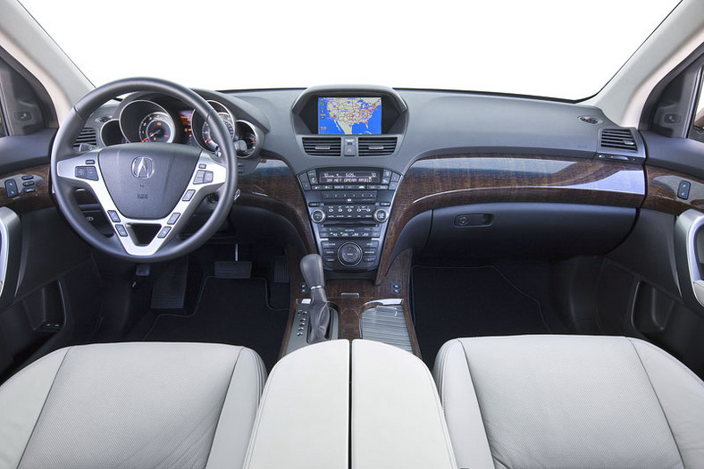 Acura MDX: facelifting siedmioosobowego modelu SUV na rok 2010