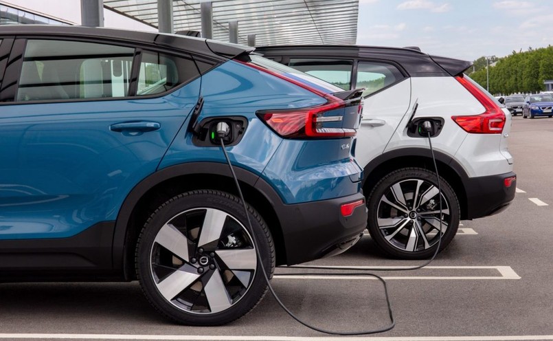 Volvo C40 Recharge i XC40 Recharge