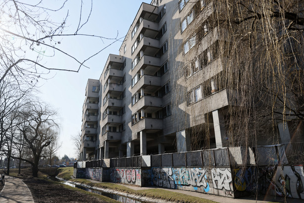 "Szpiegowo" przy Sobieskiego 100 w Warszawie