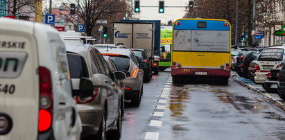 Wydłużą buspas na Garbarach