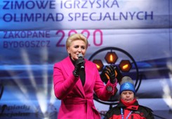 Andrzej Duda broni pierwszej damy: Nie jest jej rolą prowadzenie twardej polityki