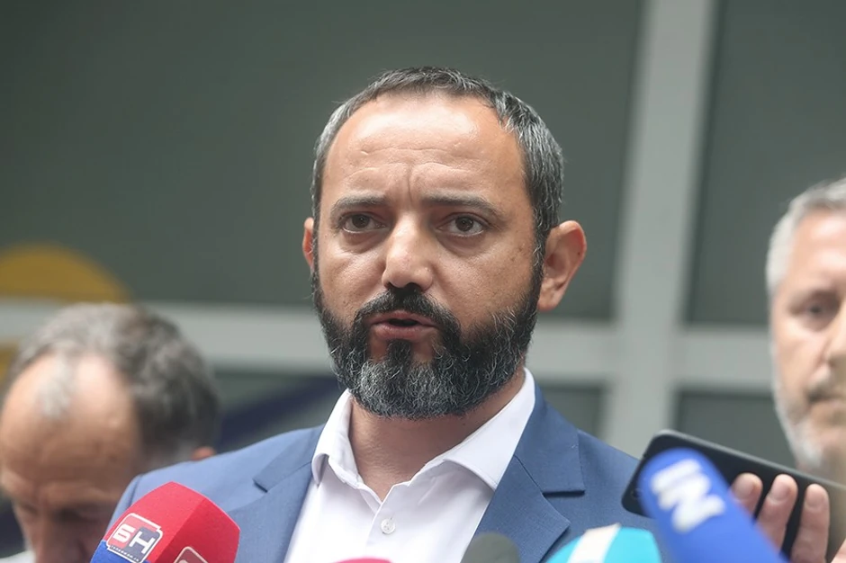 Siniša-Vukelić-udruženje-novinara-01