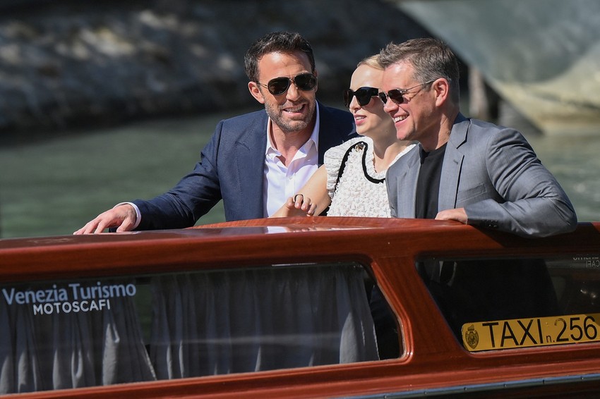 Ben Aflek, Met Dejmon