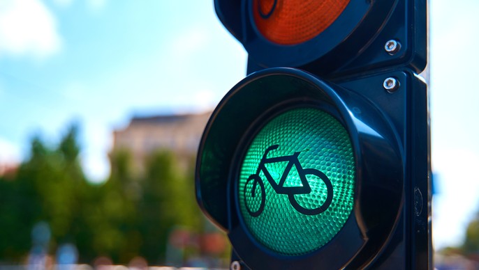 8 könnyű KRESZ-kérdés – Aki nem tudja az összes választ, ne üljön a volán mögé