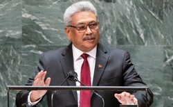 Prezydent Sri Lanki próbował uciec z kraju. Personel lotniska go zatrzymał