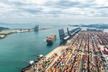 Import spoza UE – co warto wiedzieć, zanim sprowadzisz towar?