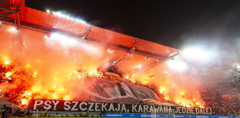 Legia znowu ukarana przez UEFA. Uderzenie prosto w święte miejsce kibiców