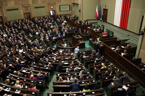 Sejm uchwalił nowelizację ustawy Lex Czarnek 2.0