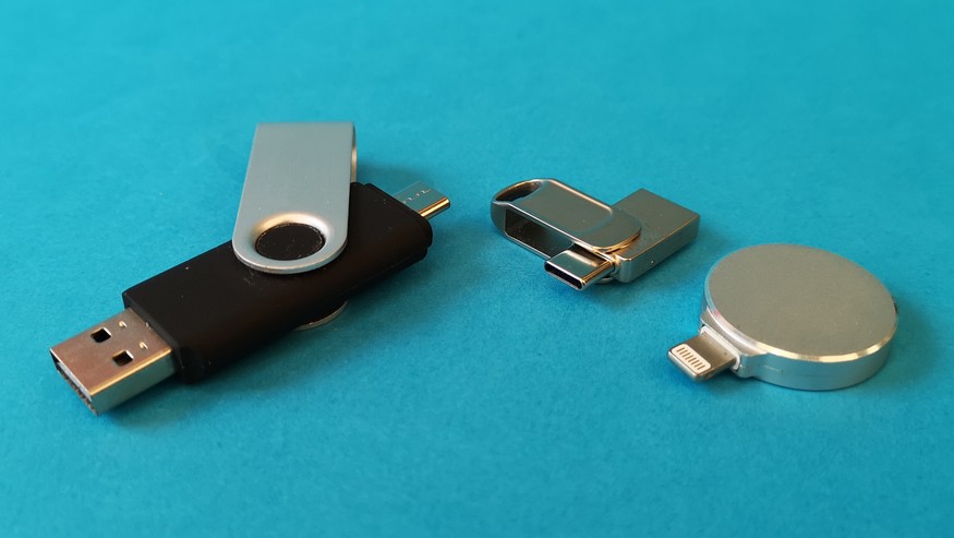 The USB sticks are available with different connections and in widely differing designs.