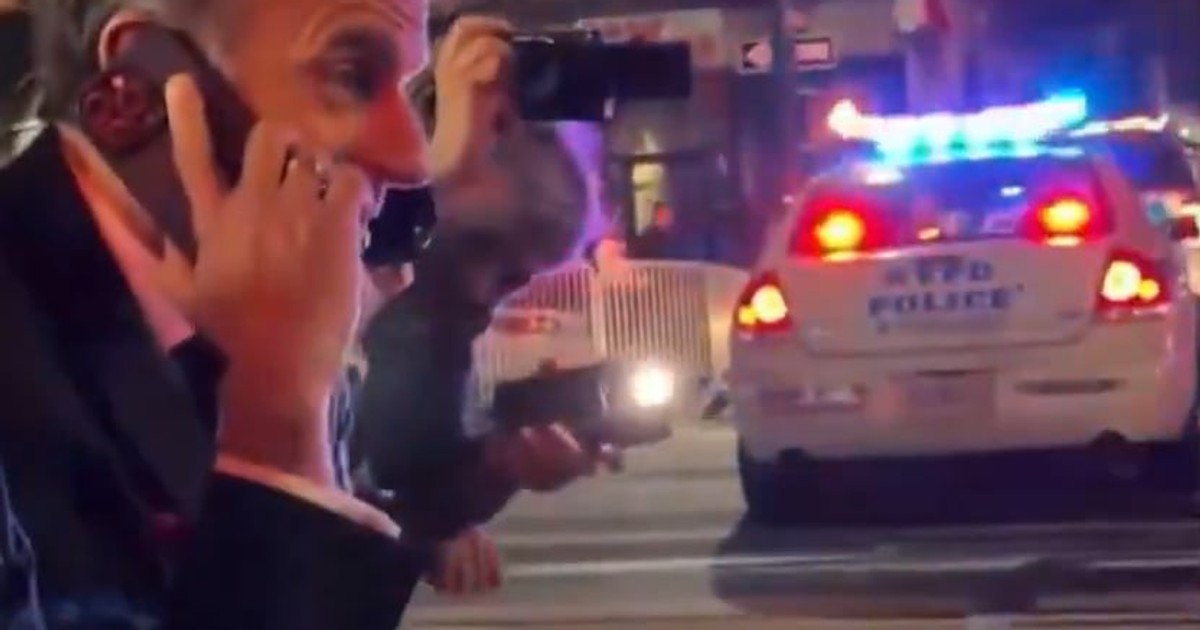 Macron zatrzymany przez policję w Nowym Jorku. Chwilę później zadzwonił do Trumpa